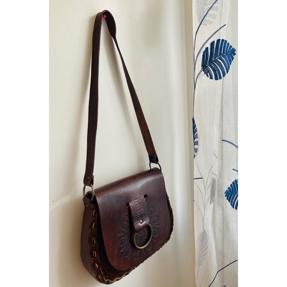 70s Vintage Boho Leather Bag - Picture 6 of 10